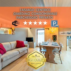  Appartamento Super Attico Con Wi-fi & Parcheggio In Giardino Italia